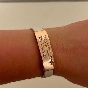 Marc by Marc Jacobs White Leather Bracelet Rose Gold Plated